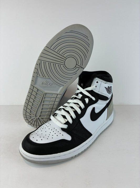 Jordan 1 Retro OG High Stage Haze Size 8 555088 108