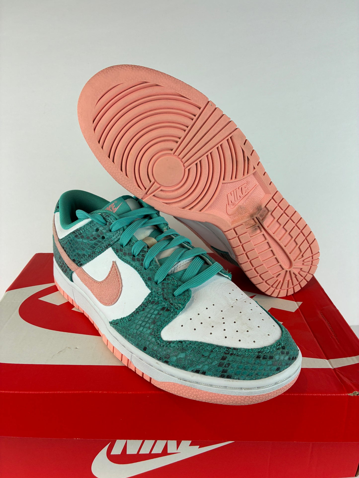 Nike Dunk Low Washed Teal Snakeskin Size 9.5 DR8577 300