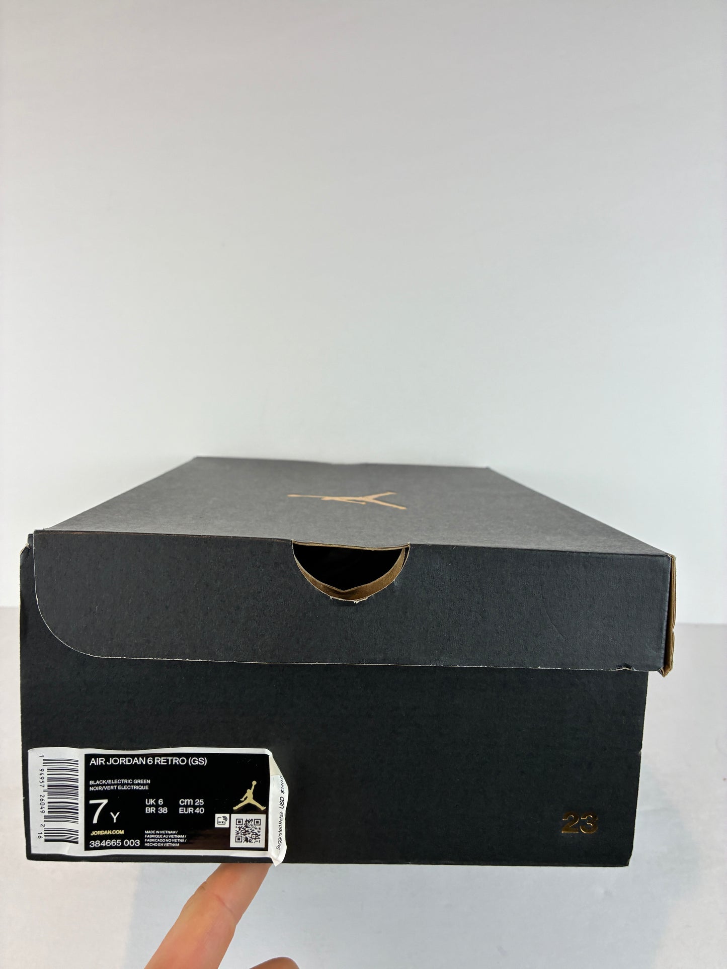 Jordan 6 Retro Mid Electric Green Size 7 (GS) 384665 003