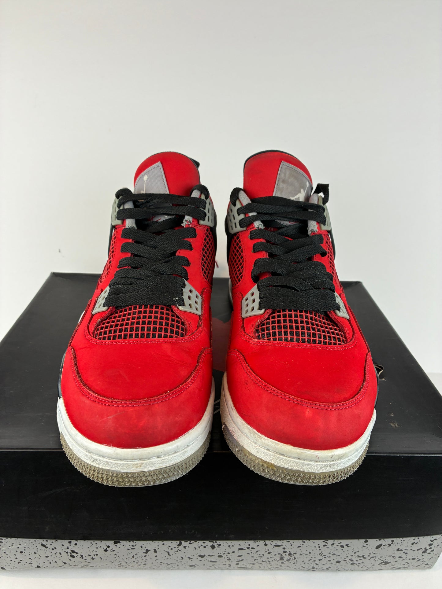 Jordan 4 Retro Toro Bravo 2013 Size 10.5 308497 603