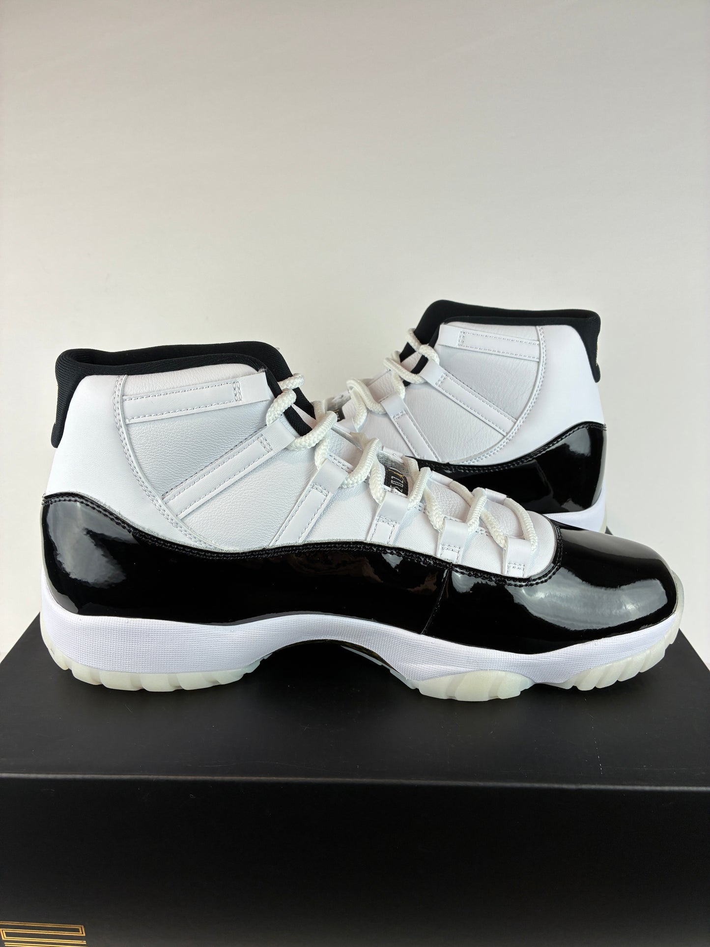 Jordan 11 Retro Mid Gratitude / Defining Moments Size 14 CT8012 170
