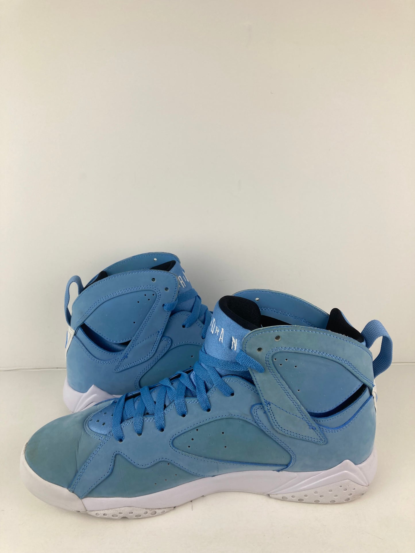 Jordan 7 Retro Pantone 2017 Size 10.5 304775 400
