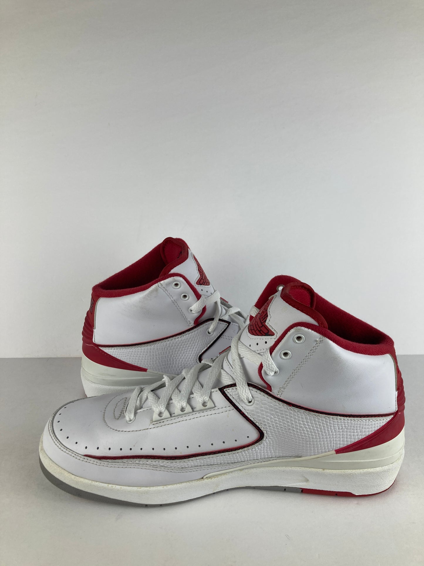 Air Jordan 2 Retro Chicago Home Size 10.5 385475 102