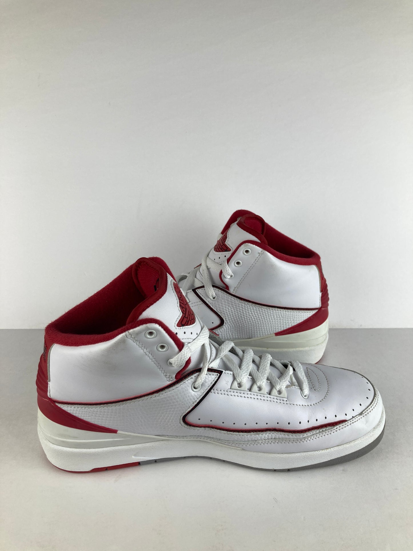 Air Jordan 2 Retro Chicago Home Size 10.5 385475 102