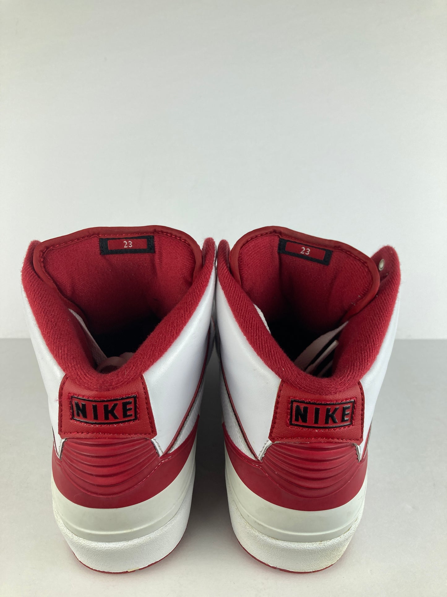 Air Jordan 2 Retro Chicago Home Size 10.5 385475 102