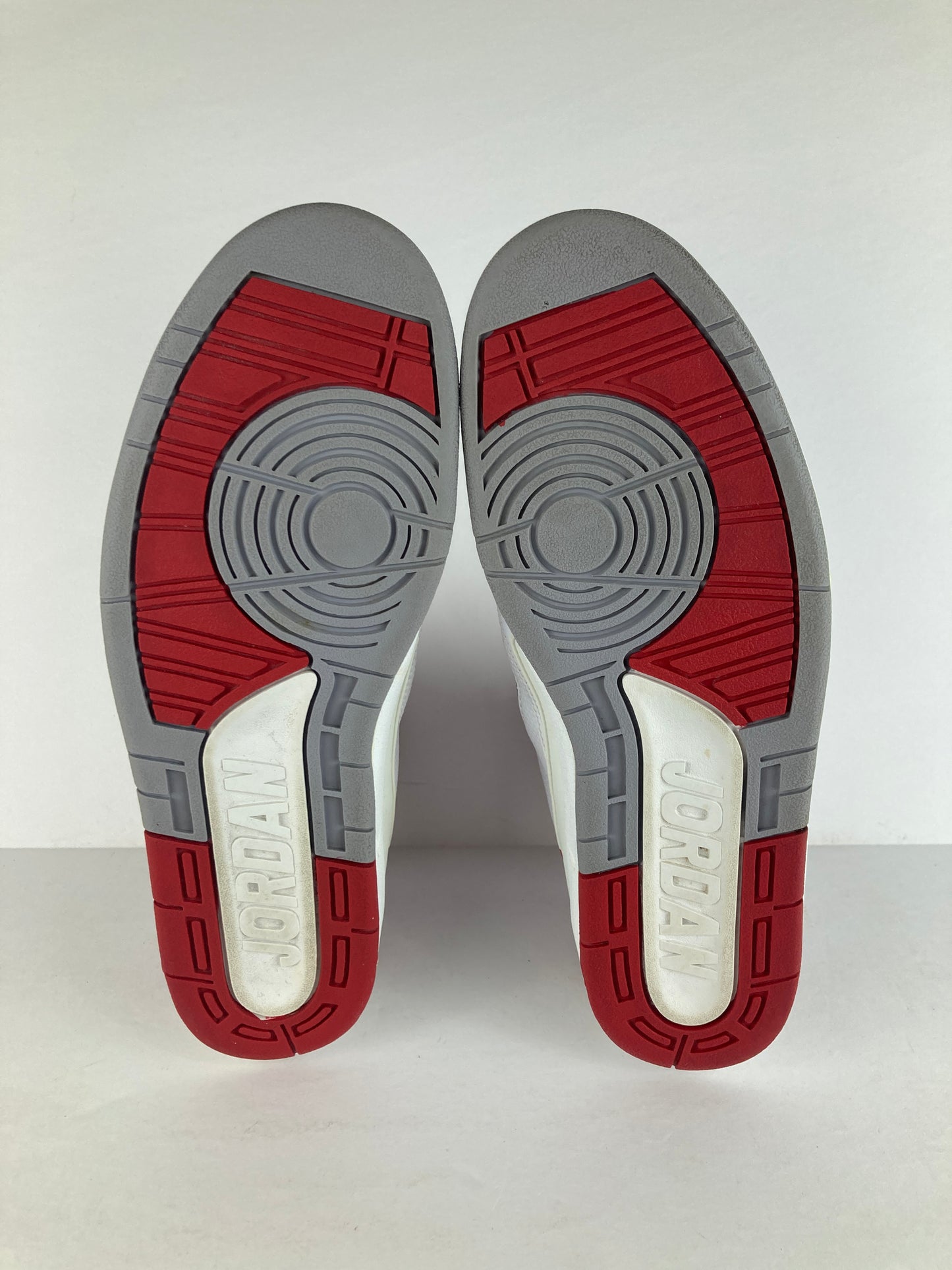 Air Jordan 2 Retro Chicago Home Size 10.5 385475 102