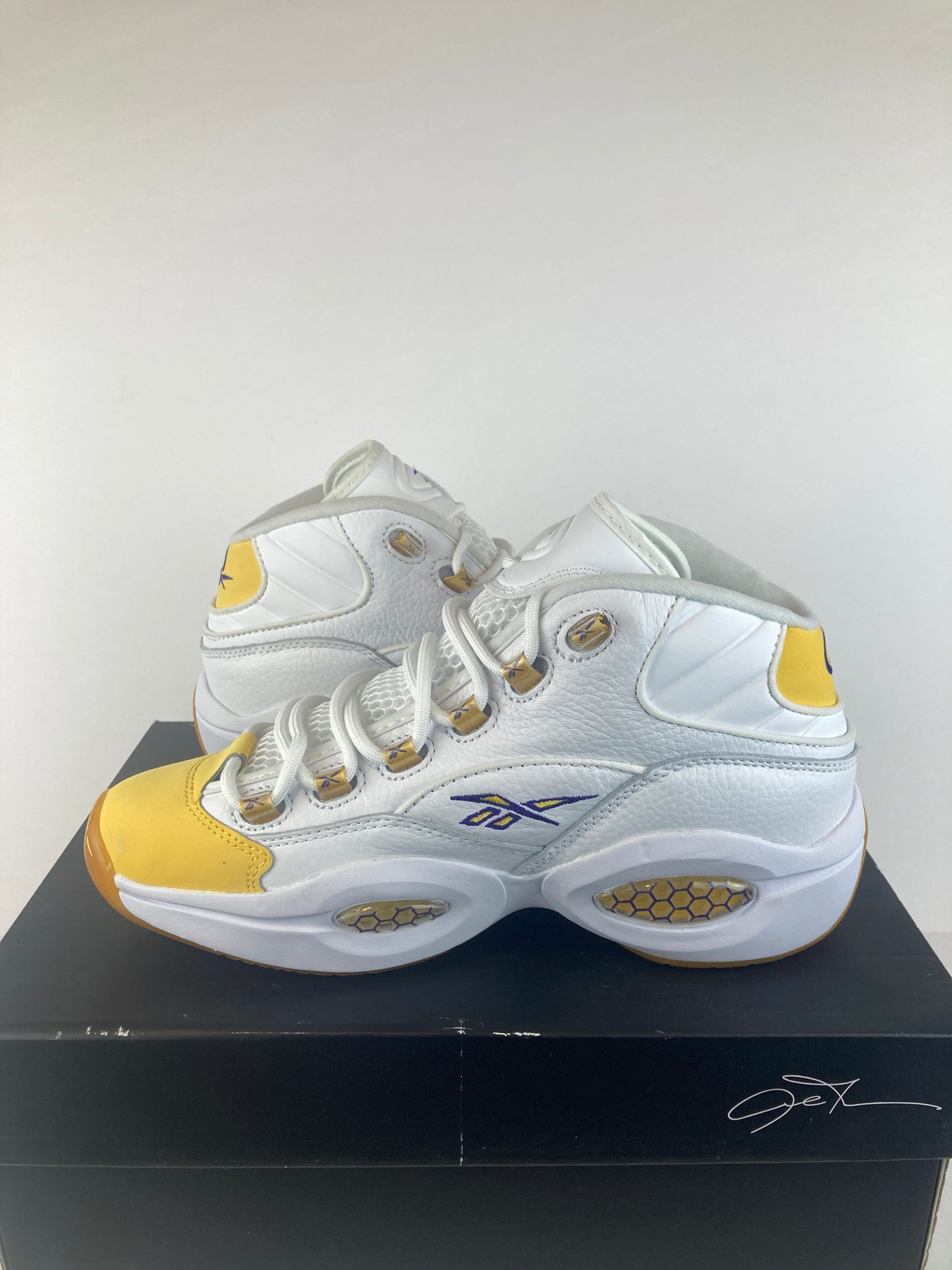 Reebok Question Mid Yellow Toe Size 7.5 FX4278