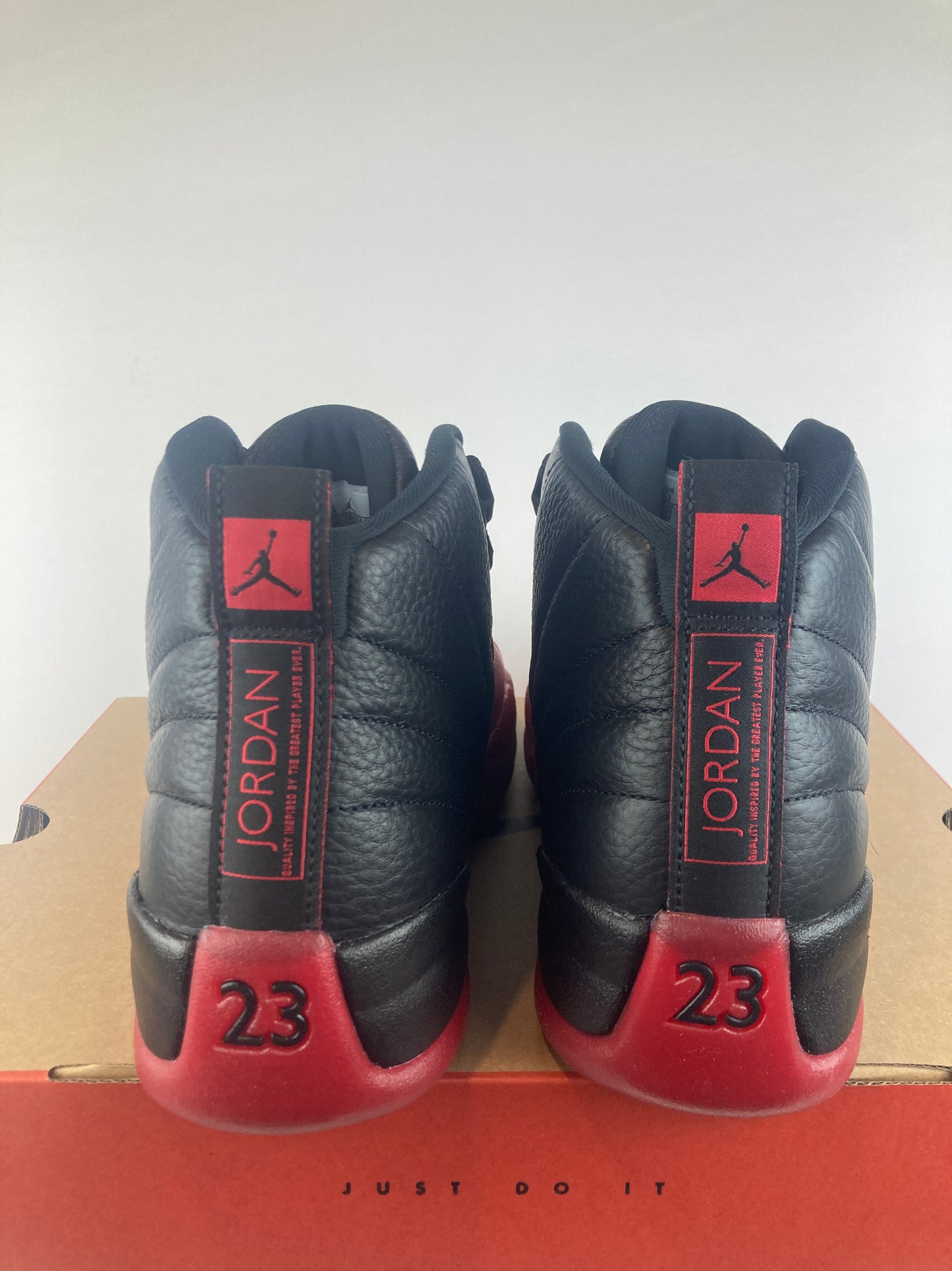 Air Jordan 12 Retro 2025 Flu Game Size 11.5 CT8013 002