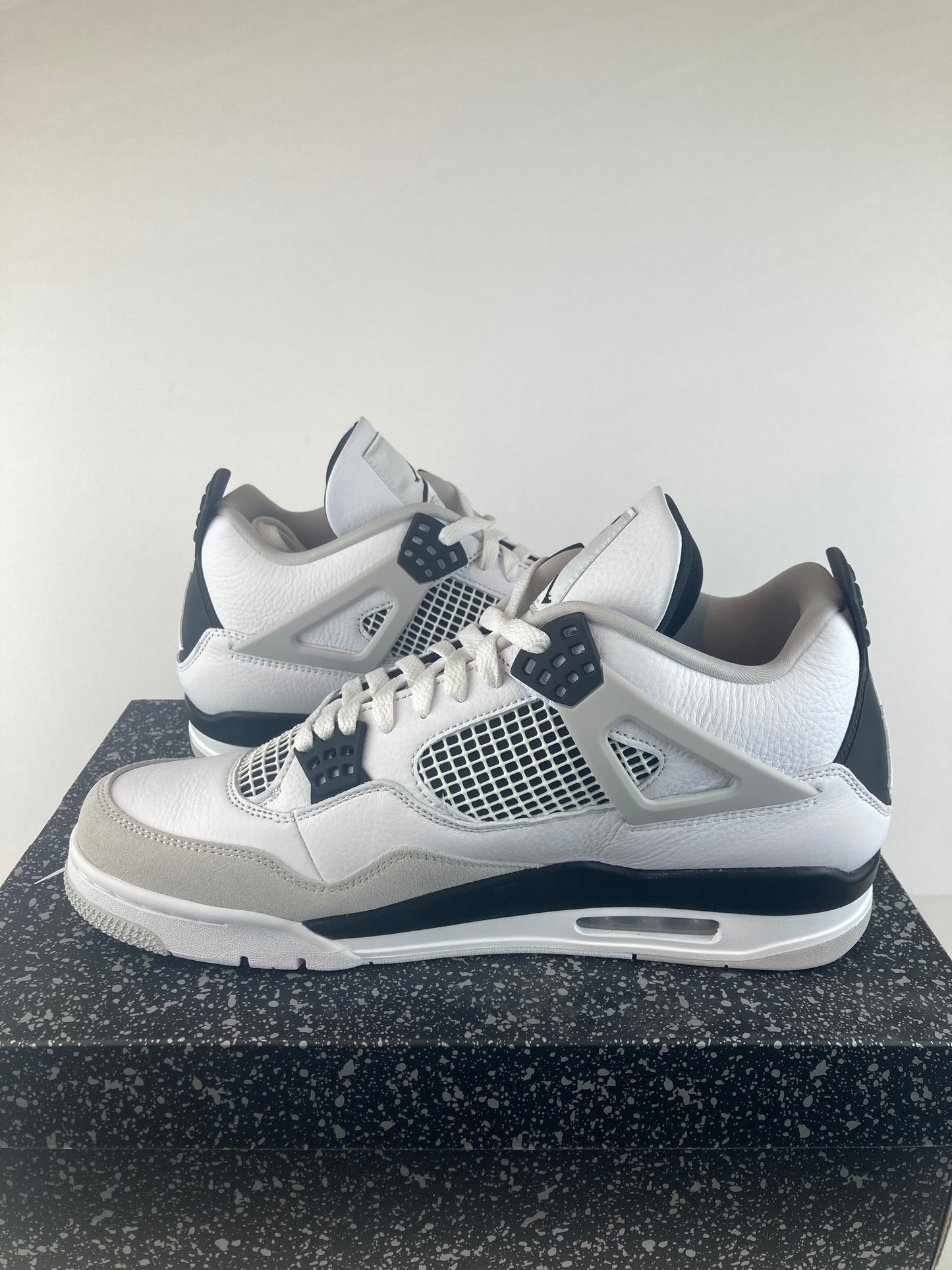 Jordan 4 Retro Mid Military Black Size 12 DH6927 111
