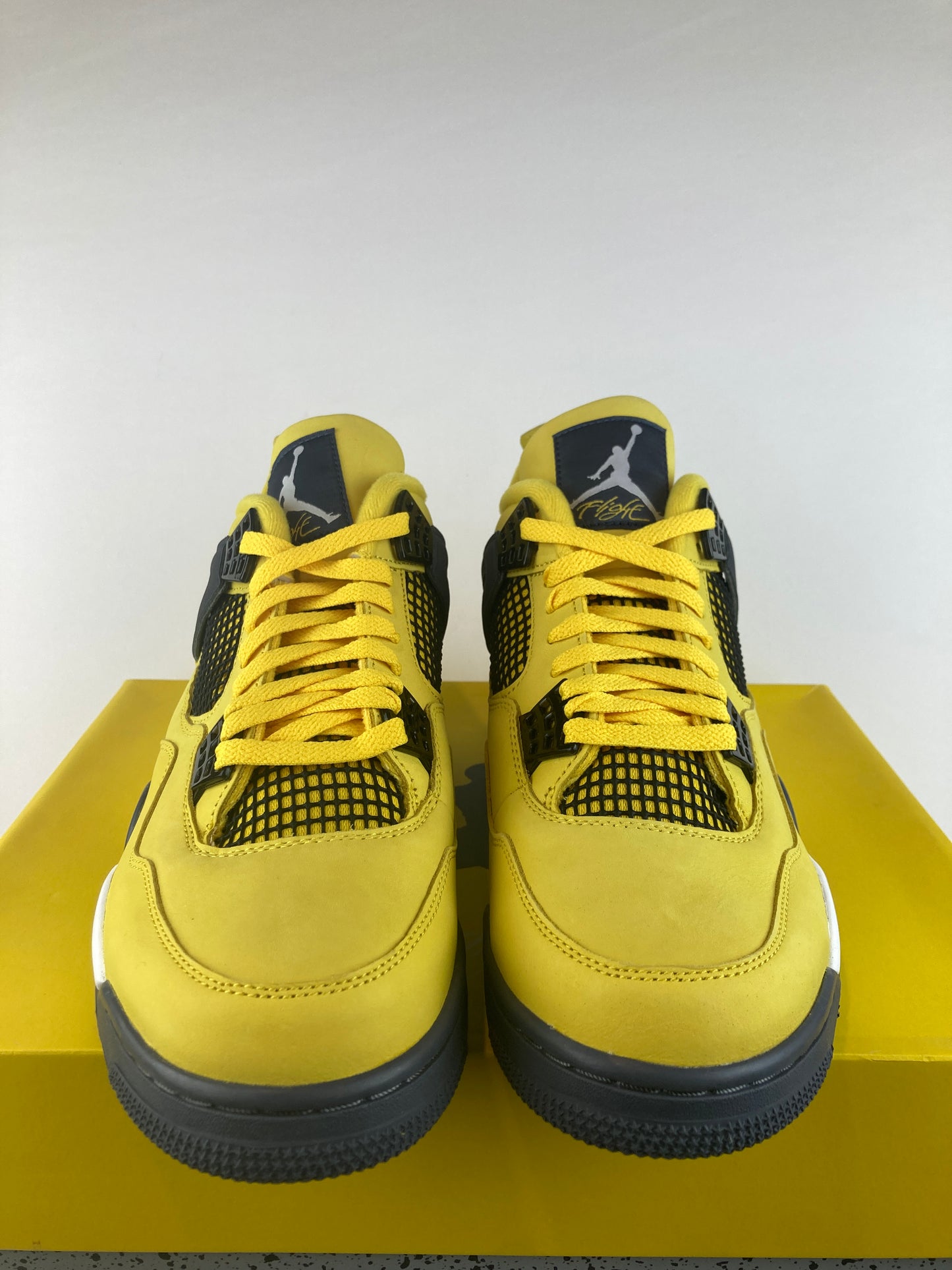 Jordan 4 Retro Mid Lightning Size 12 CT8527 700