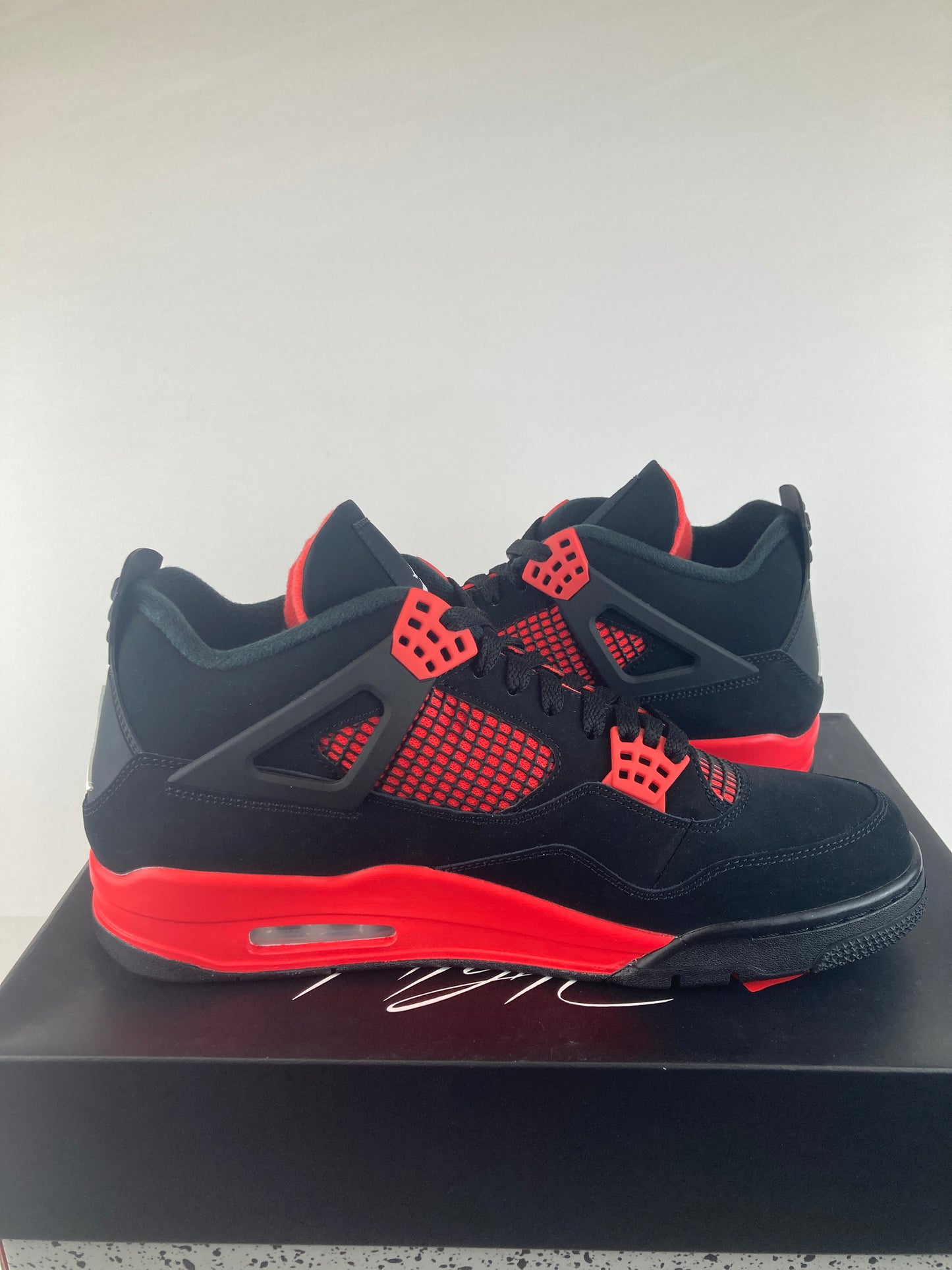Jordan 4 Retro Mid Red Thunder Size 12 CT8527 016
